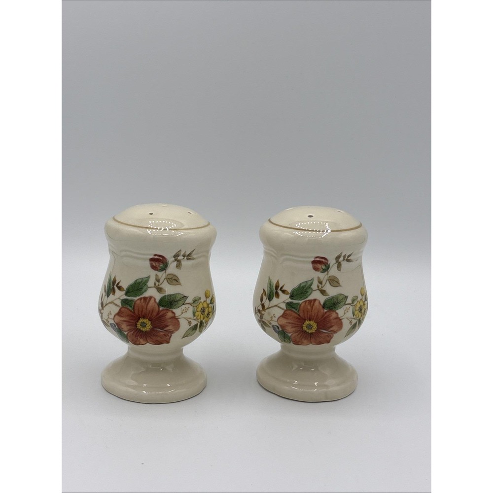 Vintage Mikasa Heritage Capistrano Salt and Pepper Shakers F2010 Japan